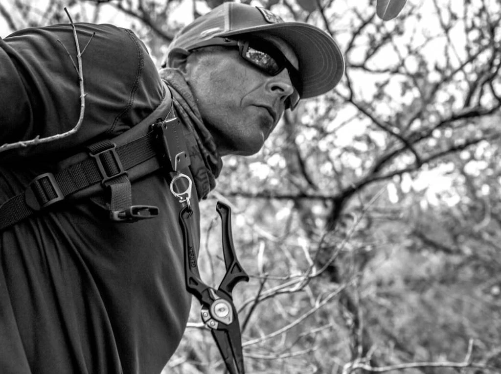 Gerber Defender Tether (Large) Fishing 4 Gerber Defender Tether (Large) Fishing - Image 4